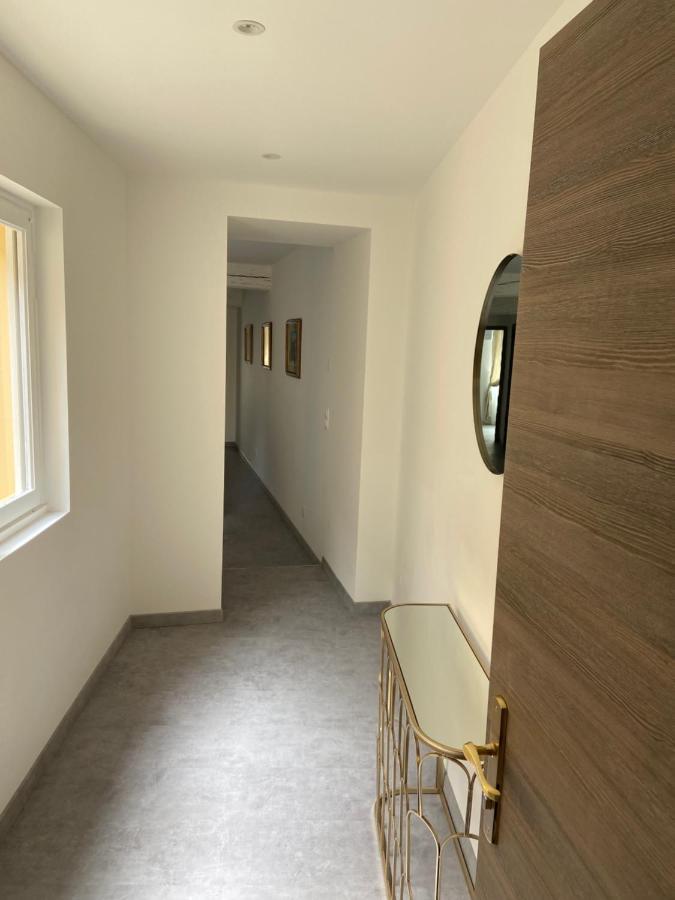 La Terrasse Du Faubourg Apartment โบน ภายนอก รูปภาพ